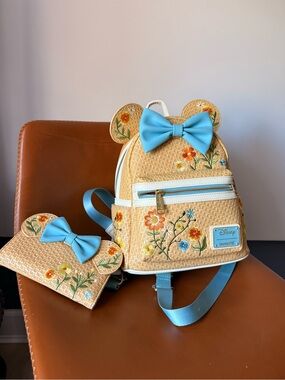 Loungefly Disney Minnie Mouse Raffia Floral Backpack + Wallet Set